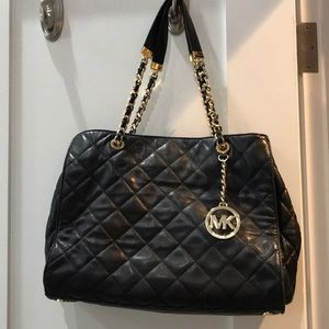 AUTHENTIC leather michael kors bag